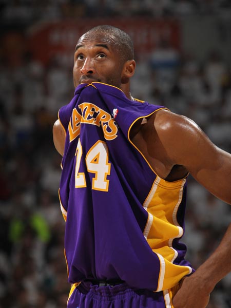 汉堡3-2逆转云达不莱梅，波尔森破门，卢卡-武什科维奇建功